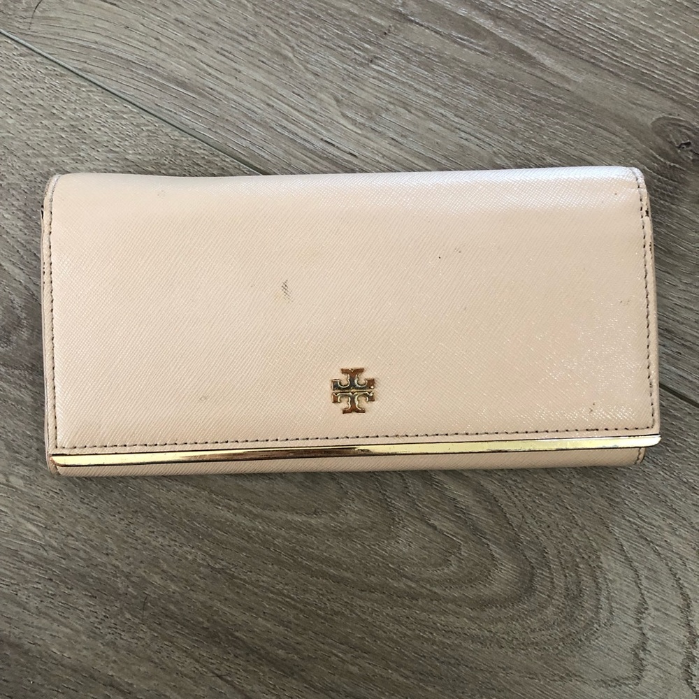 Tory Burch wallet